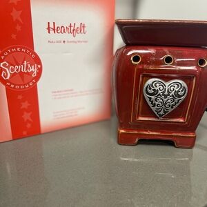Heartfelt Scentsy wax warmer